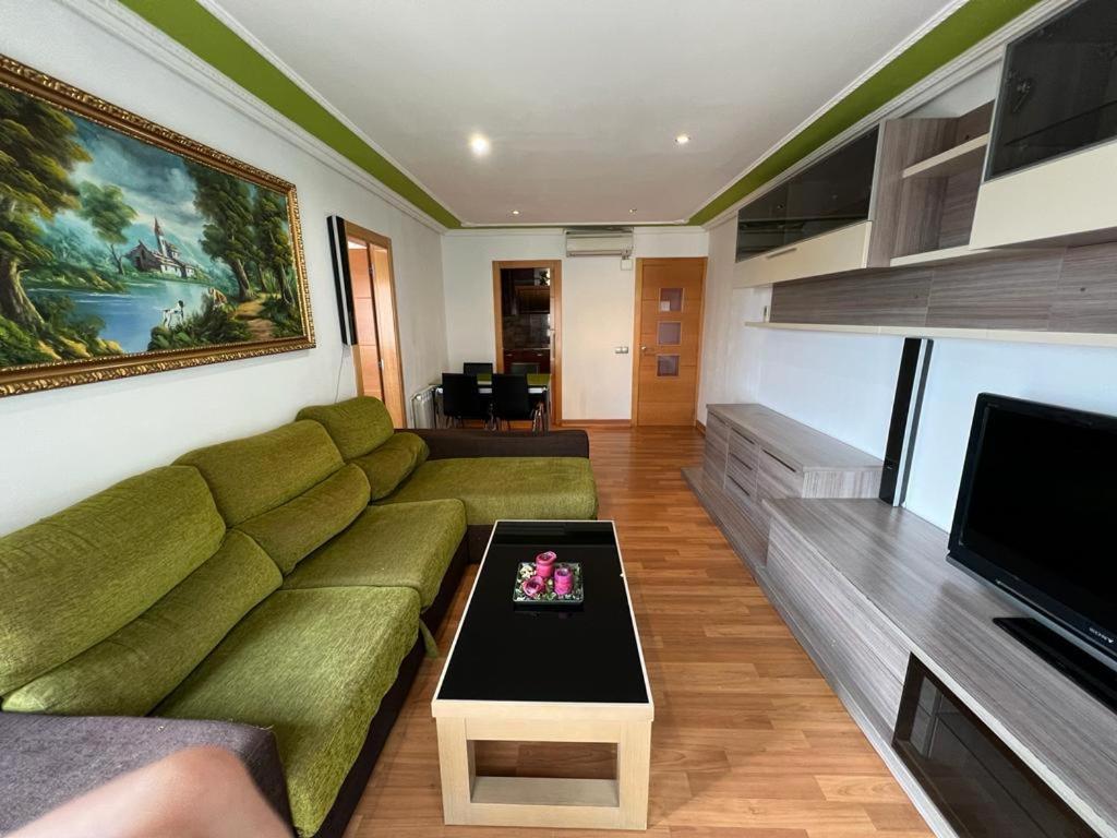 Apartamento D'Antoni Gaudi Apartment Vilaseca de Solcina Ngoại thất bức ảnh