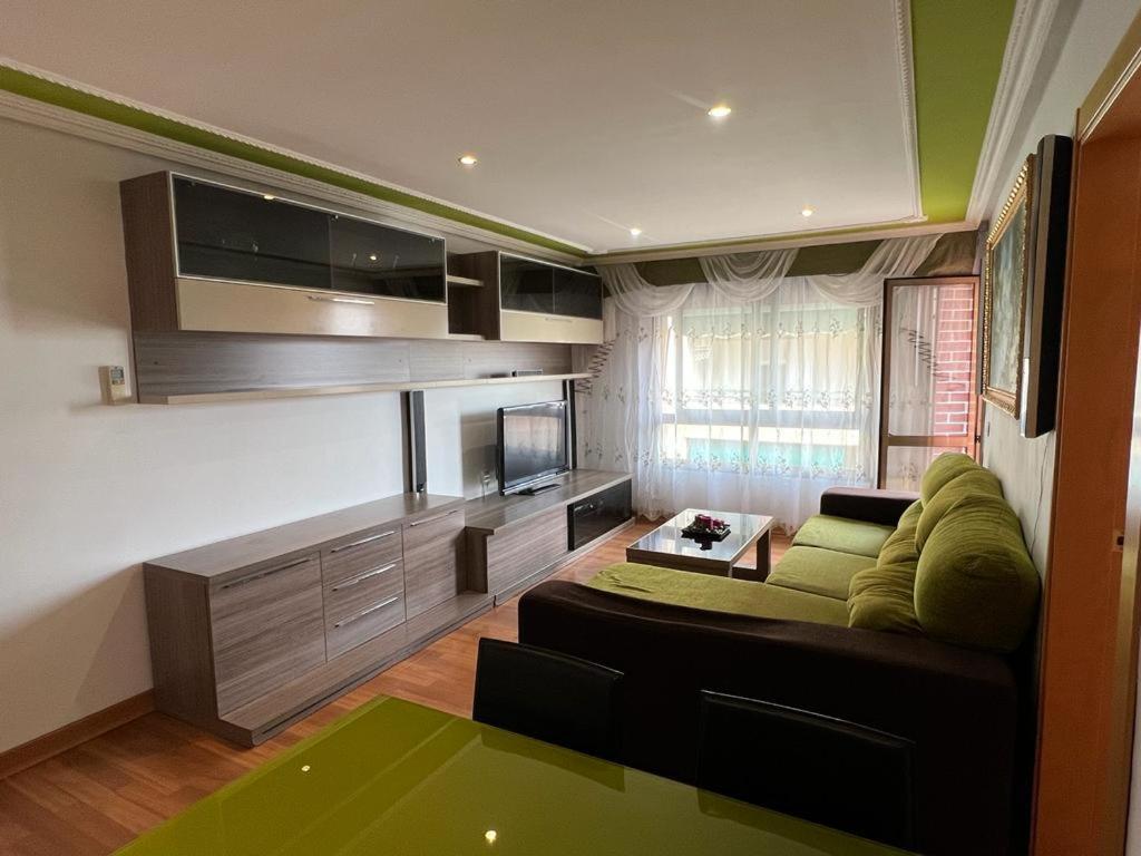 Apartamento D'Antoni Gaudi Apartment Vilaseca de Solcina Ngoại thất bức ảnh